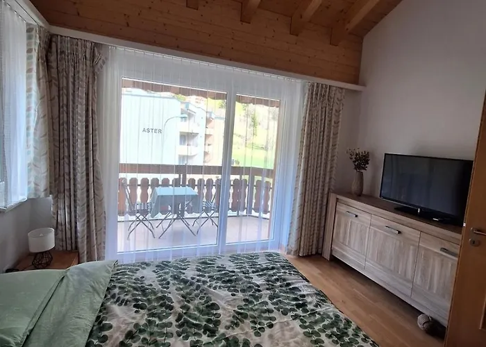 à - Lovely In Leukerbad